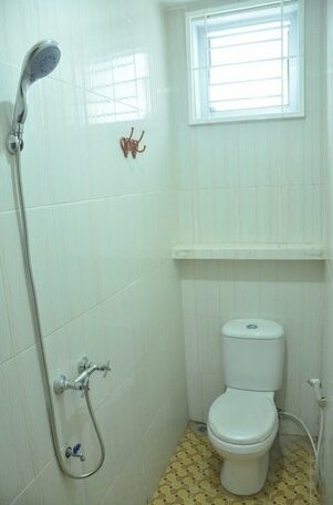 RedDoorz Syariah near OPI Mall Palembang - Photo5