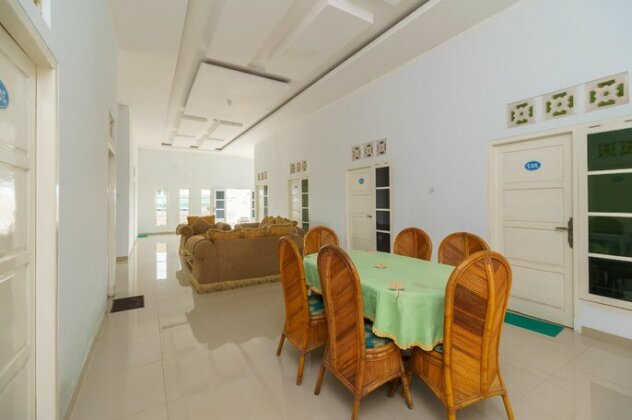 RedDoorz Syariah near Simpang Sekip Palembang - Photo4