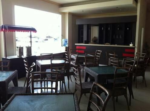 Grand Duta Hotel - Photo3