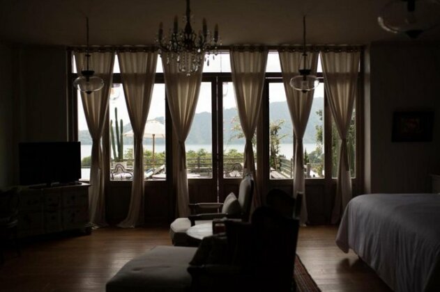 Little Lake Villa - Photo3