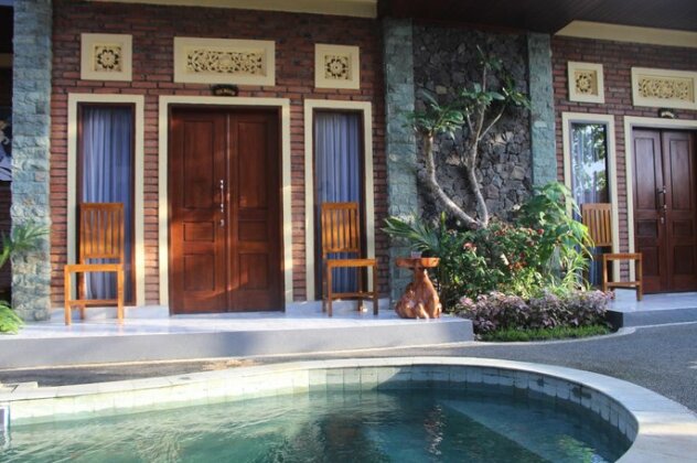 The Garuda Villa and Restaurant - Photo2
