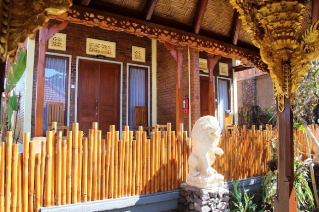 The Garuda Villa and Restaurant - Photo3