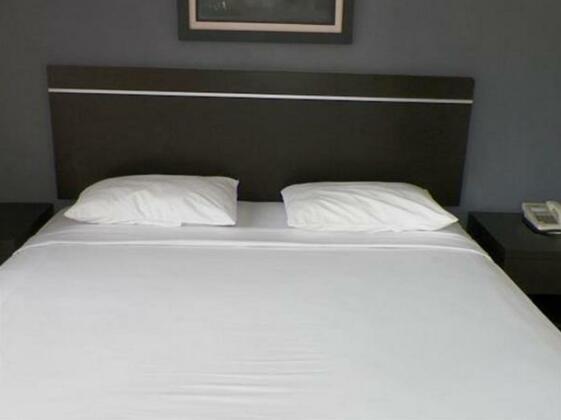 Century Hotel Pangandaran - Photo4