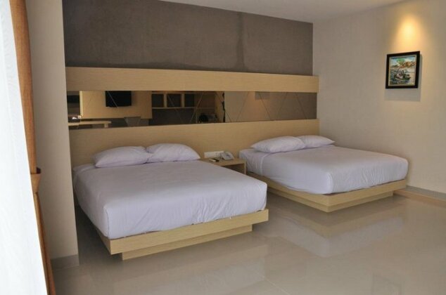Emerald Hotel Pangandaran - Photo2