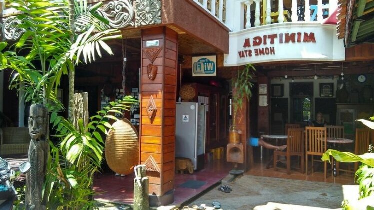 Mini Tiga Homestay - Photo2