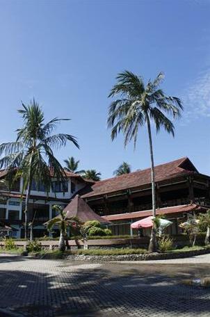 Surya Pesona Beach Hotel - Photo3