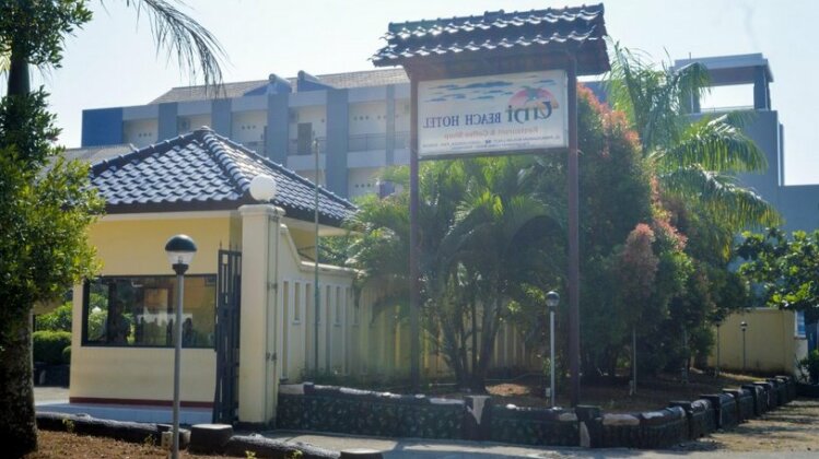 Uni Beach Hotel - Photo4