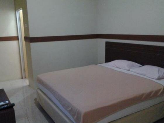 Rapos Hotel - Photo3