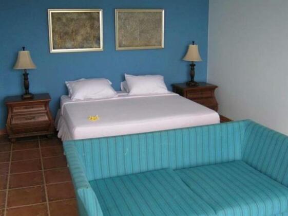 Blue Whale Sanctuary Hotel - Photo2