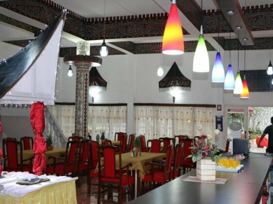 Parapat View Hotel - Photo2