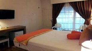 Satria Wisata Hotel - Photo4