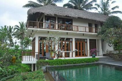 A Hidden Valey 5Bed Villa in North Ubud