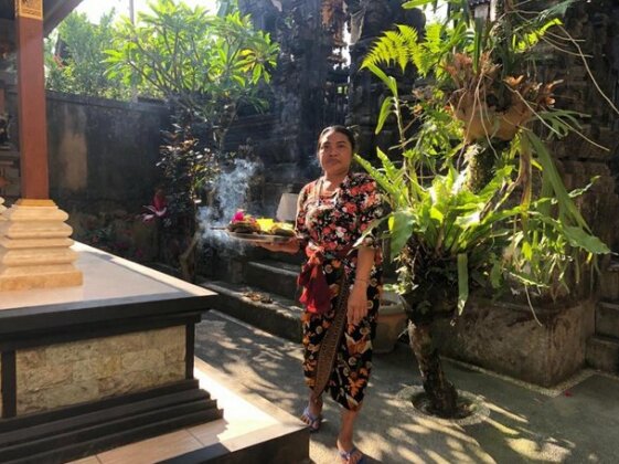Sari Sedana Home Stay - Photo4