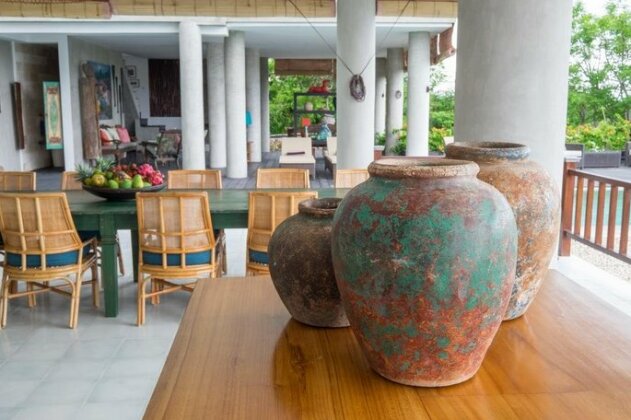 Adila Bali - Photo3