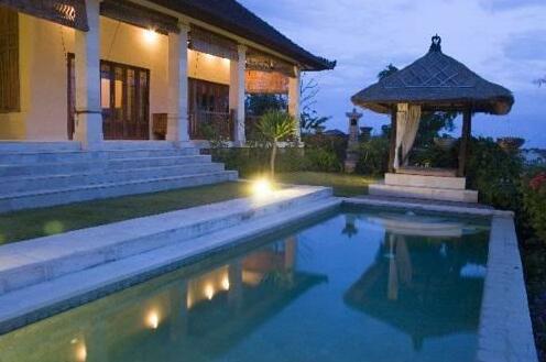 Hally-Bali - Photo2