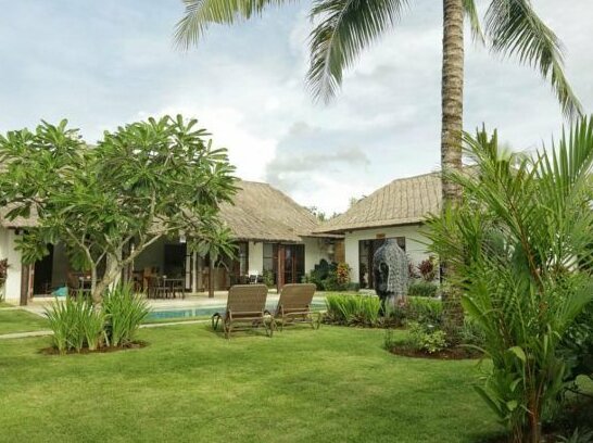 Istana Hypso - Photo2