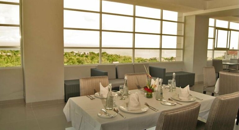 Lorin New Kuta Hotel - Photo2