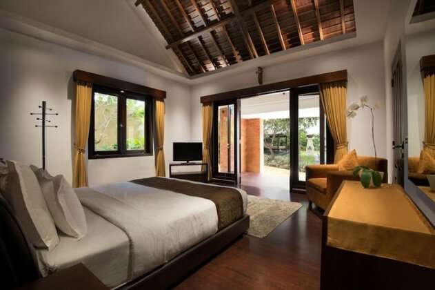 The Sanctus Villa - Photo5