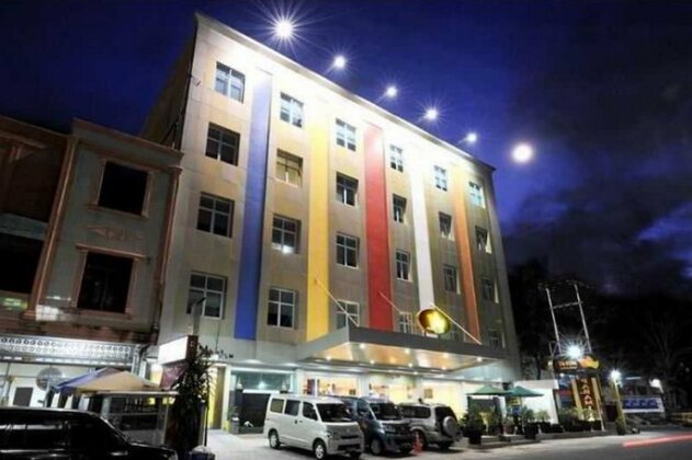 Paramita Hotel - Photo2