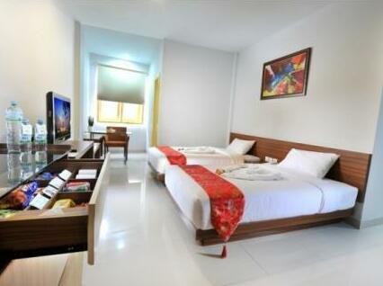 Paramita Hotel - Photo4