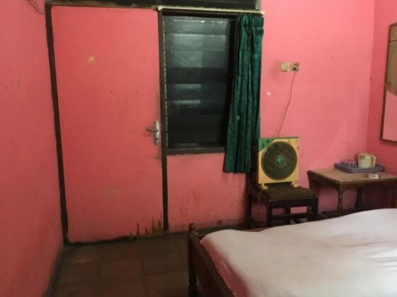 SPOT ON 2690 Hotel Tampan - Photo4