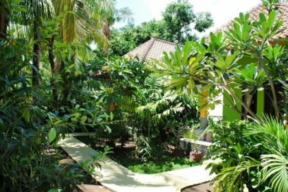 Kubu Sari Guest House