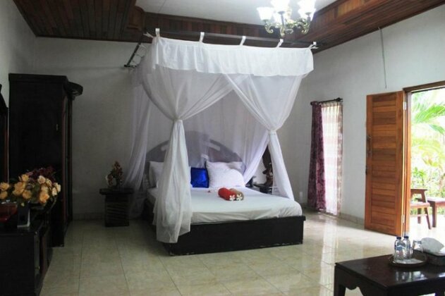 Mami Inn Menjangan - Photo2