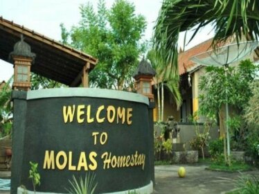 Molas Homestay