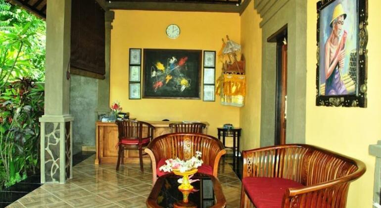 Pondok Lebih Homestay - Photo4