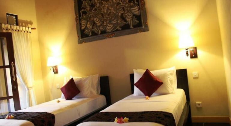 Pondok Lebih Homestay - Photo5