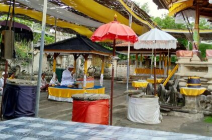 Van Santri Homestay Pemuteran