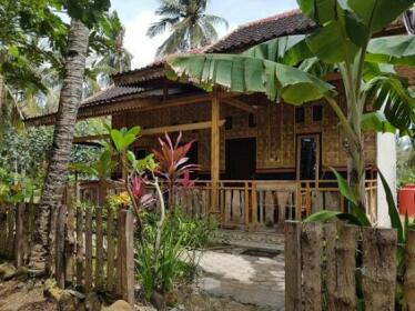 Red Island Bungalows