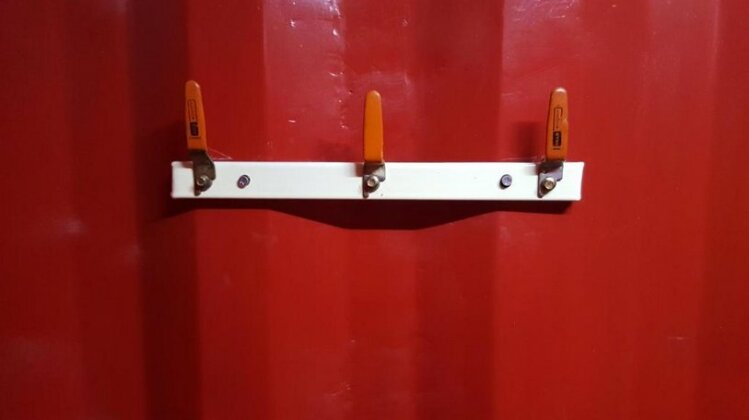 RICH Red Island Container Hotel - Photo4