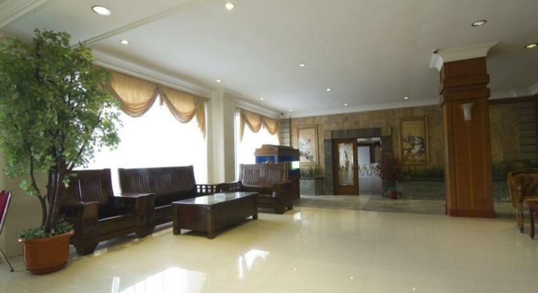 Garuda Hotel Pontianak - Photo4