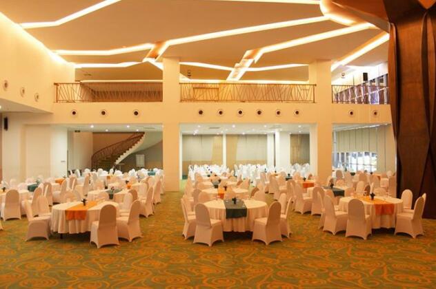 Harris Hotel Pontianak - Photo5