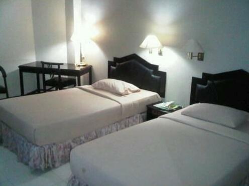 Merpati Hotel - Photo2