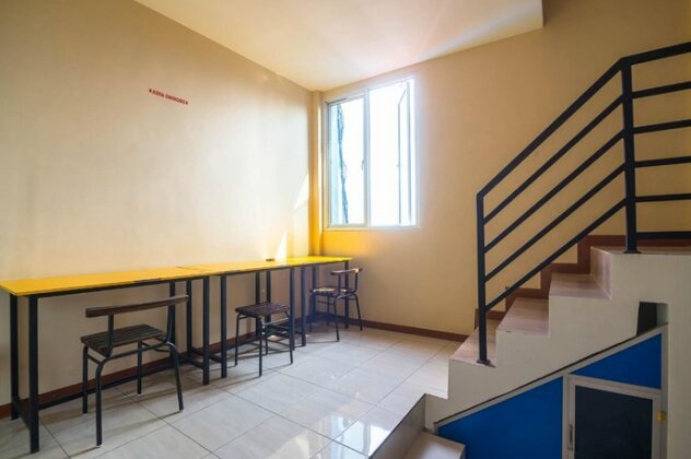 OYO 1484 Sentosa Residence - Photo4