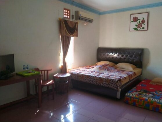 Penginapan Viki Jaya - Photo2