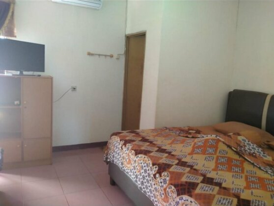 Penginapan Viki Jaya - Photo4