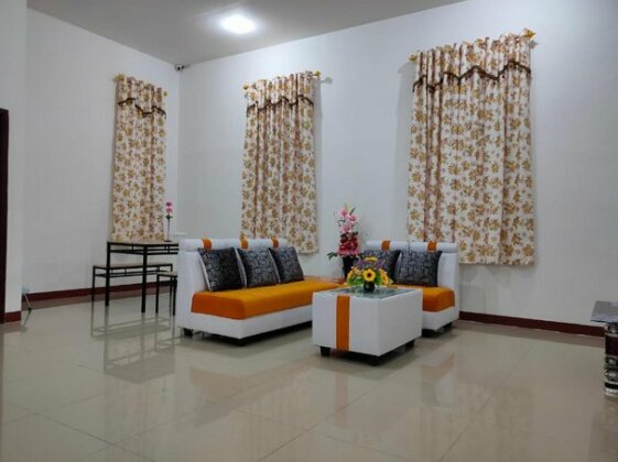 Red Perdana - Photo5