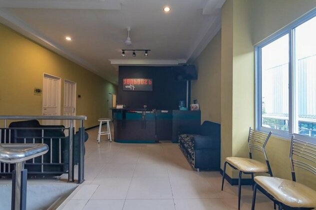 RedDoorz @ H Agus Salim Street - Photo2