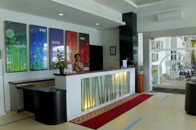 Transera Hotel Pontianak - Photo4