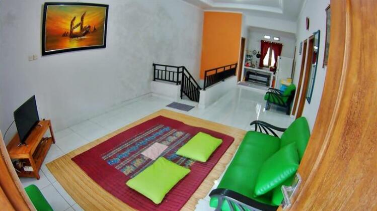 Star Homestay Prambanan - Photo5