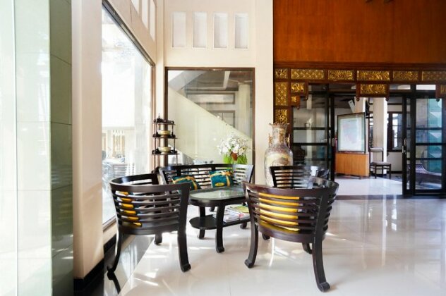 OYO 1430 Hotel Ratna Syariah - Photo3