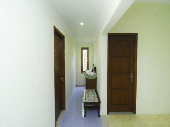OYO 1909 Edelweiss Residence - Photo4