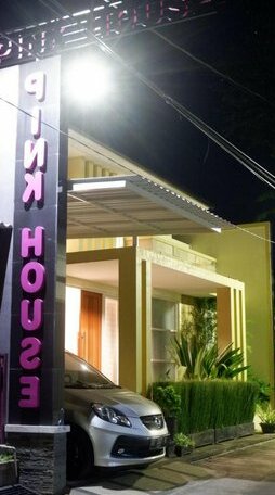 Pink House Probolinggo