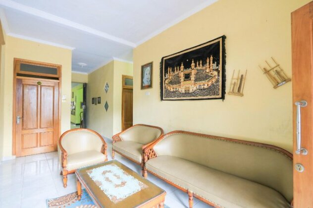 SPOT ON 2440 Wallet Family Residence - Photo3