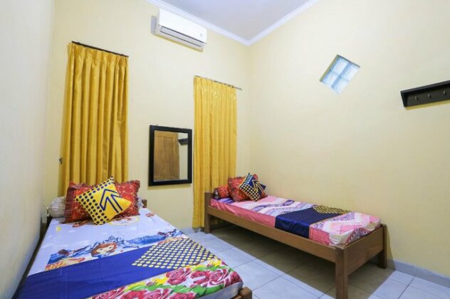 SPOT ON 2440 Wallet Family Residence - Photo5