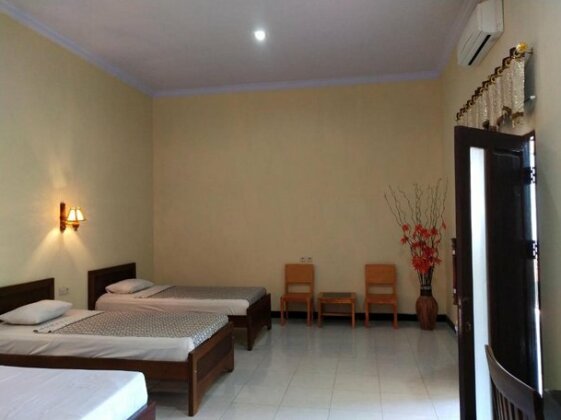 Surya Guest House - Photo3
