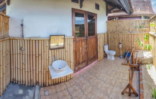 Lakuen Beach Bungalows - Photo2